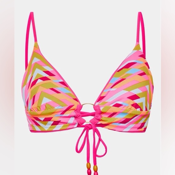NWOT MAAJI
Dragon Fruit Shine Reversible Bikini Top - Pink Size S $79 - Picture 3 of 5